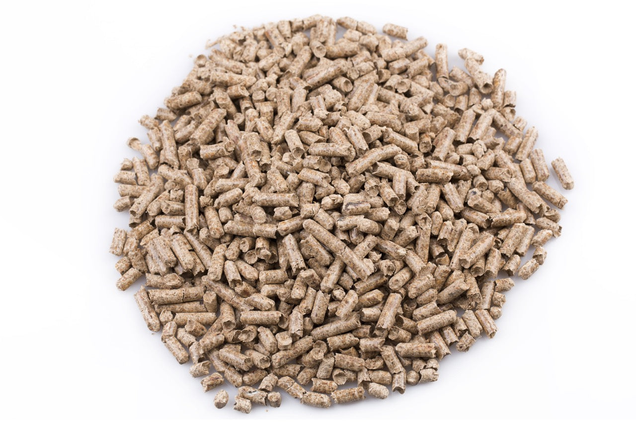 Houtpellets van zachthout - close-up van de 6 mm-pellets